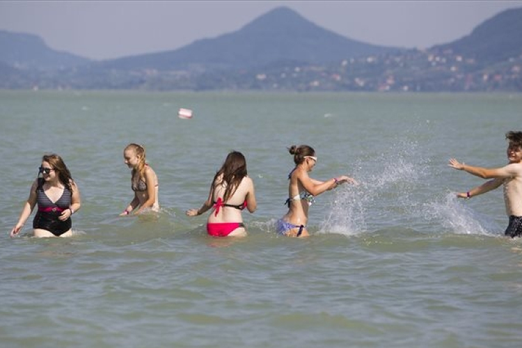 Jelenleg kiváló a vízminőség a nyugat-balatoni strandokon is