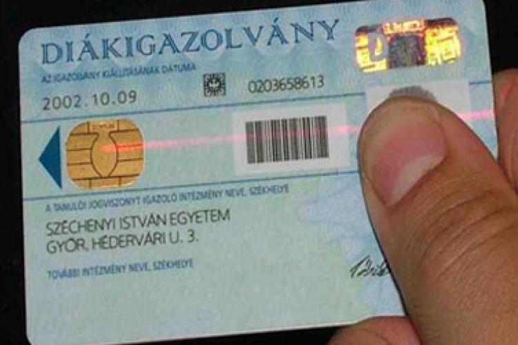 Október 31-én lejárnak az előző tanévi diákigazolvány-matricák