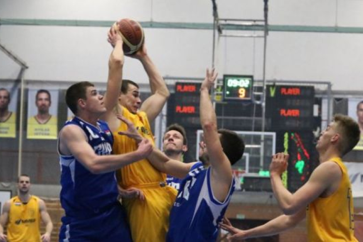 A HETEDIK HELYÉRT JÁTSZHAT A  KOSÁRSULI