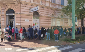 A járványhelyzetben is a családokért a Centerke