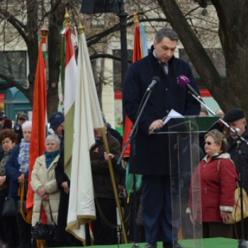 Ünnepségsorozat 2016. március 15-én Hódmezővásárhelyen