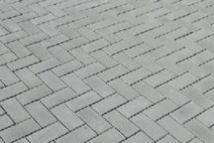 Megújult a városi stadion parkolója