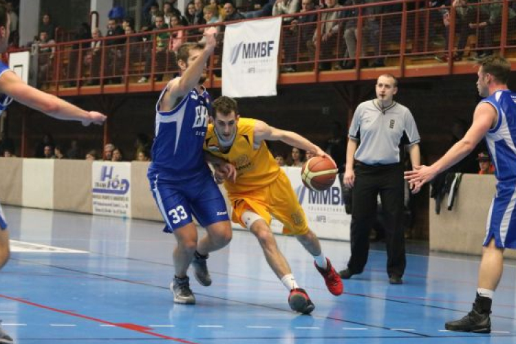 MEGVAN A 10. KOSÁRSULI SIKER