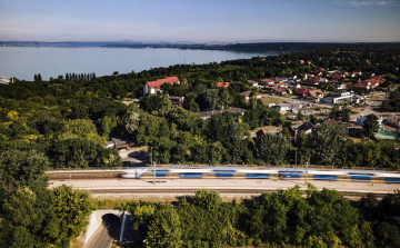 Egyre több utas választja úticéljául a Balatont