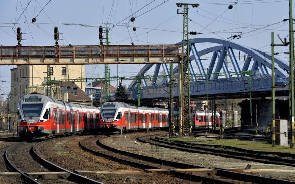 Hétvégén jelentős változások a Keleti és a Nyugati pályaudvart érintő vonatoknál