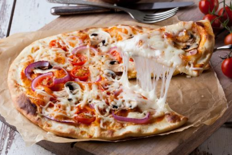 Mért nem sütjük otthon a pizzát?!