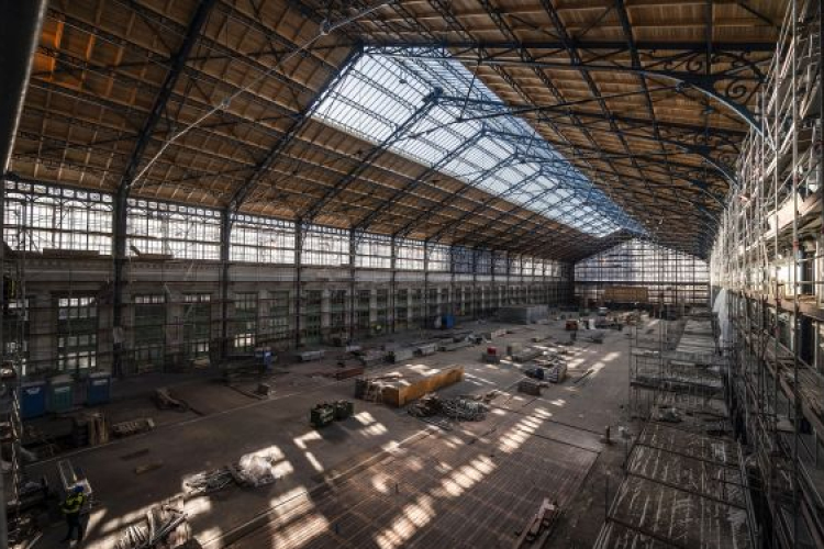 Befejeződött a tetőszerkezet építése a Nyugati pályaudvar csarnokánál