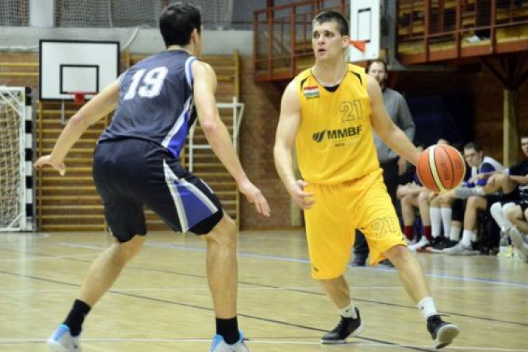 A Vasas érkezik látogatóba