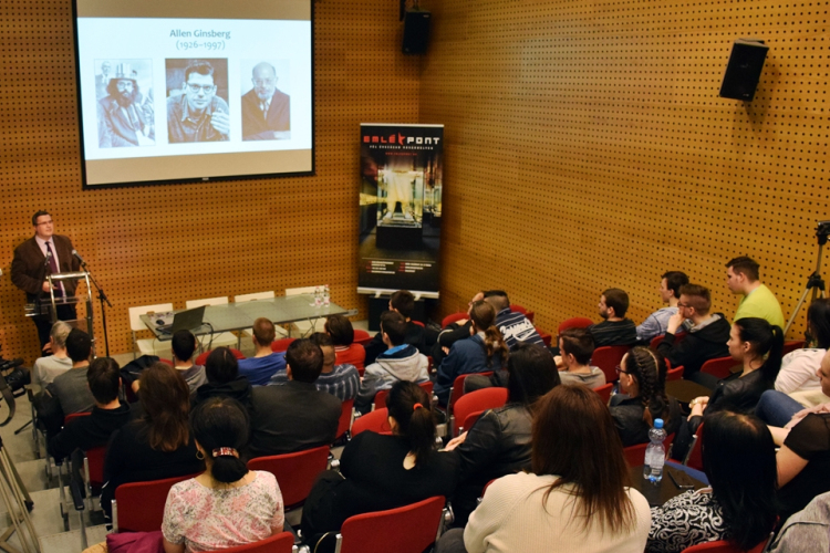 Kívülről látták az amerikai álmot