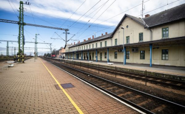 Megkezdődik Veszprém vasútállomás felújítása