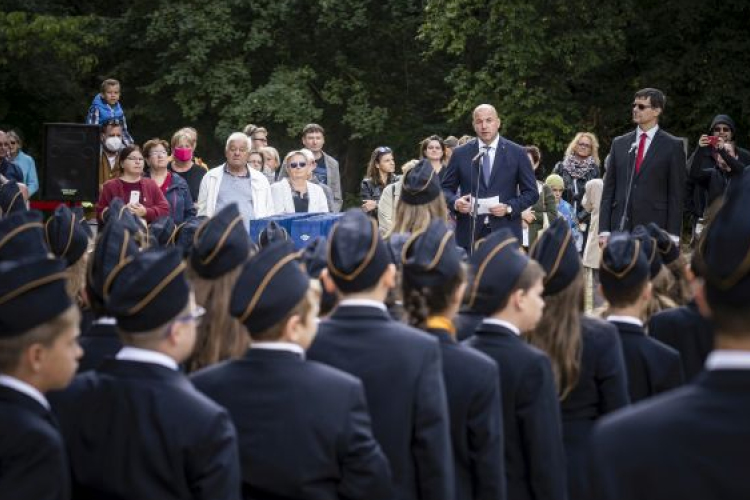 Gyermekvasutasokat avattak pénteken