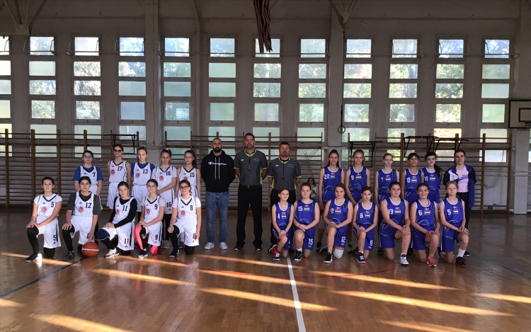 Debütáltak a Kosársuli U14-es lányai